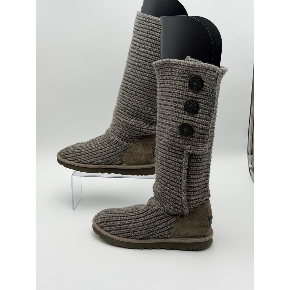 UGG Classic Cardy Womens 8 Gray Knit Suede Three Button Tall Sweater Boots 5819